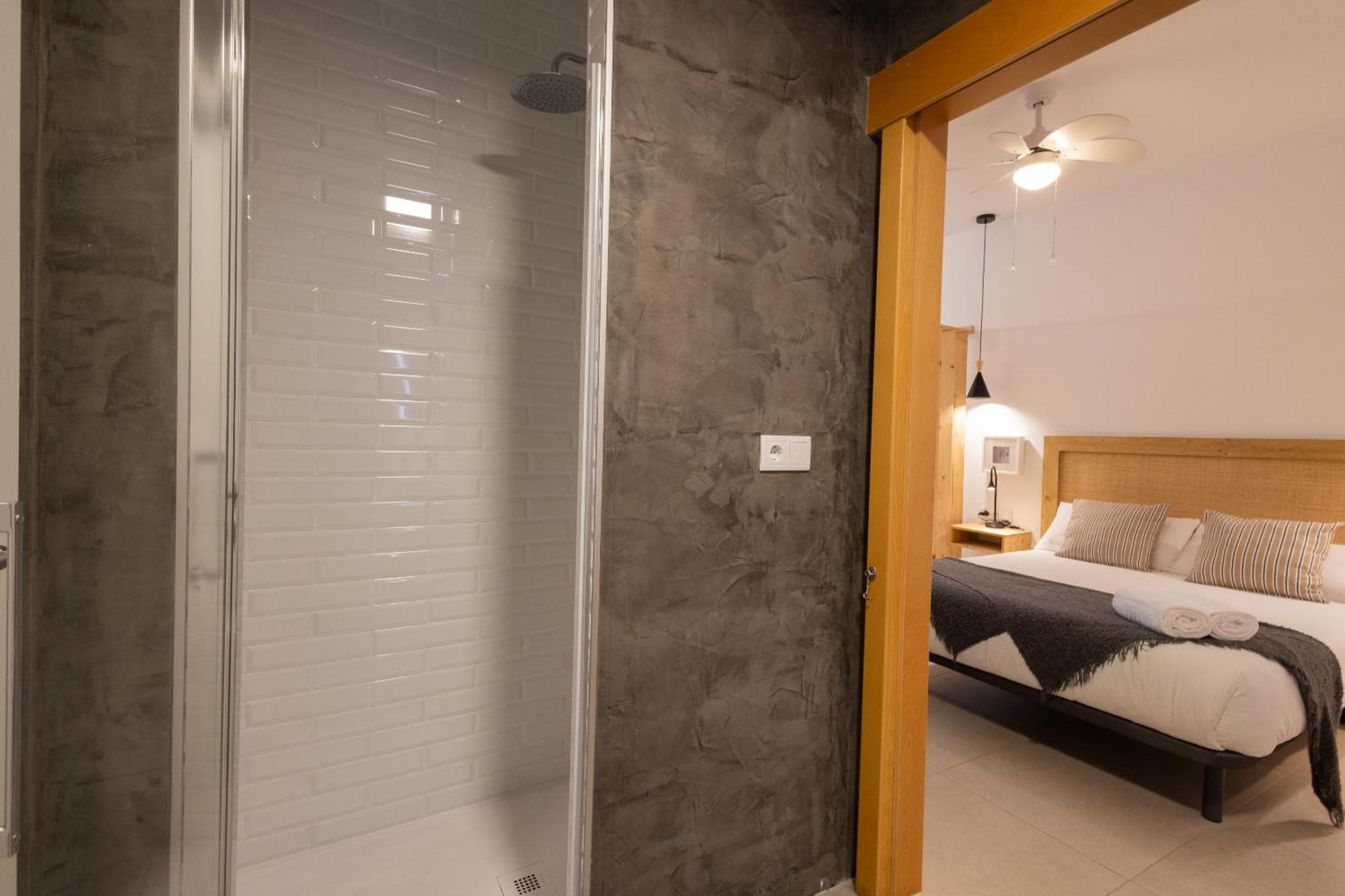 Florit Flats - The Pitiusas Rooms Valencia Exterior foto